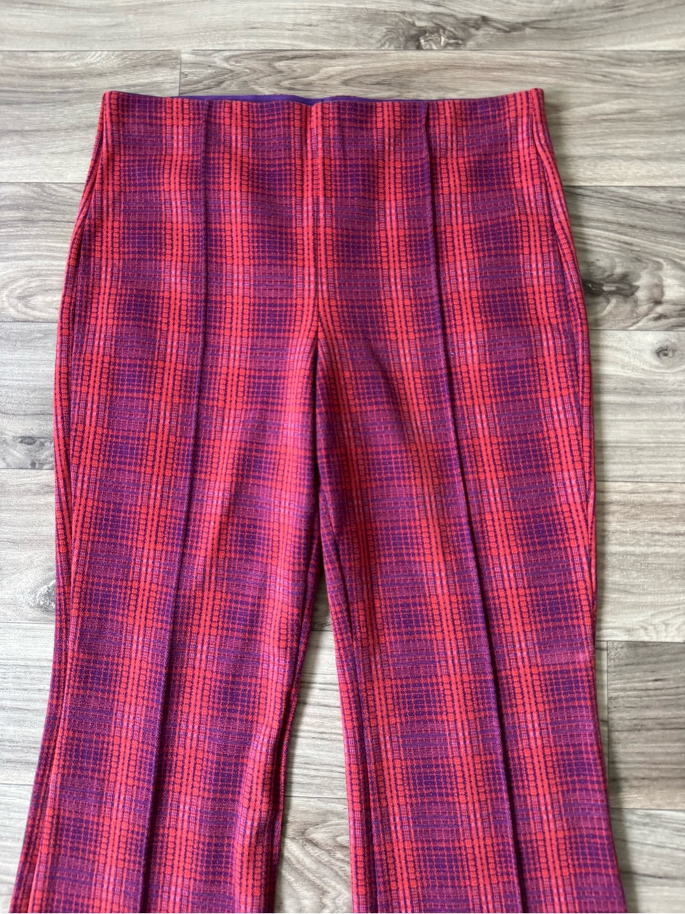 Maeve by Anthropologie Margot Kick-Flare Pants in Red and Purple Plaid Sz Small - Picture 2 of 10